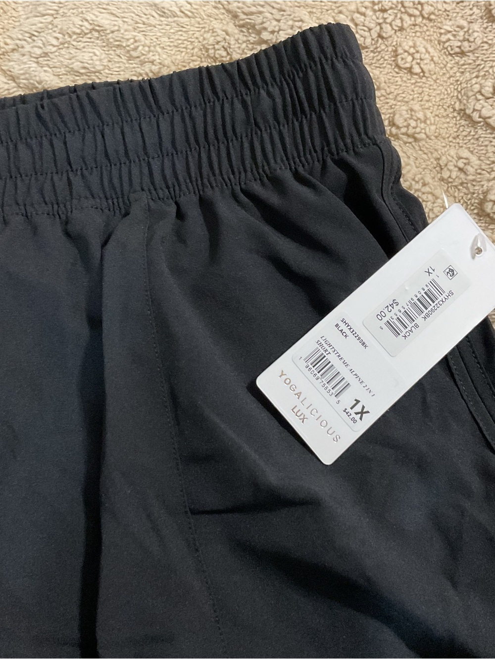 Yogalicious Black Double-Layer Athletic Shorts Size XL NWT - Picture 5 of 5